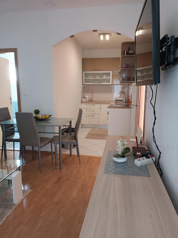 Apartment "San Marino" Башка-Вода Екстер'єр фото